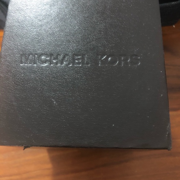 MK Swarovski crystal watch. - Picture 4 of 4